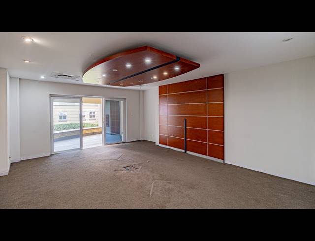 244M² OFFICE TO LET IN FERNDALE